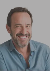 Dental crowns for tooth restoration